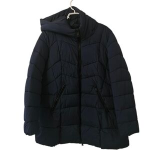 Blue Bernardo Women's Recycled Material Puffer Jacket